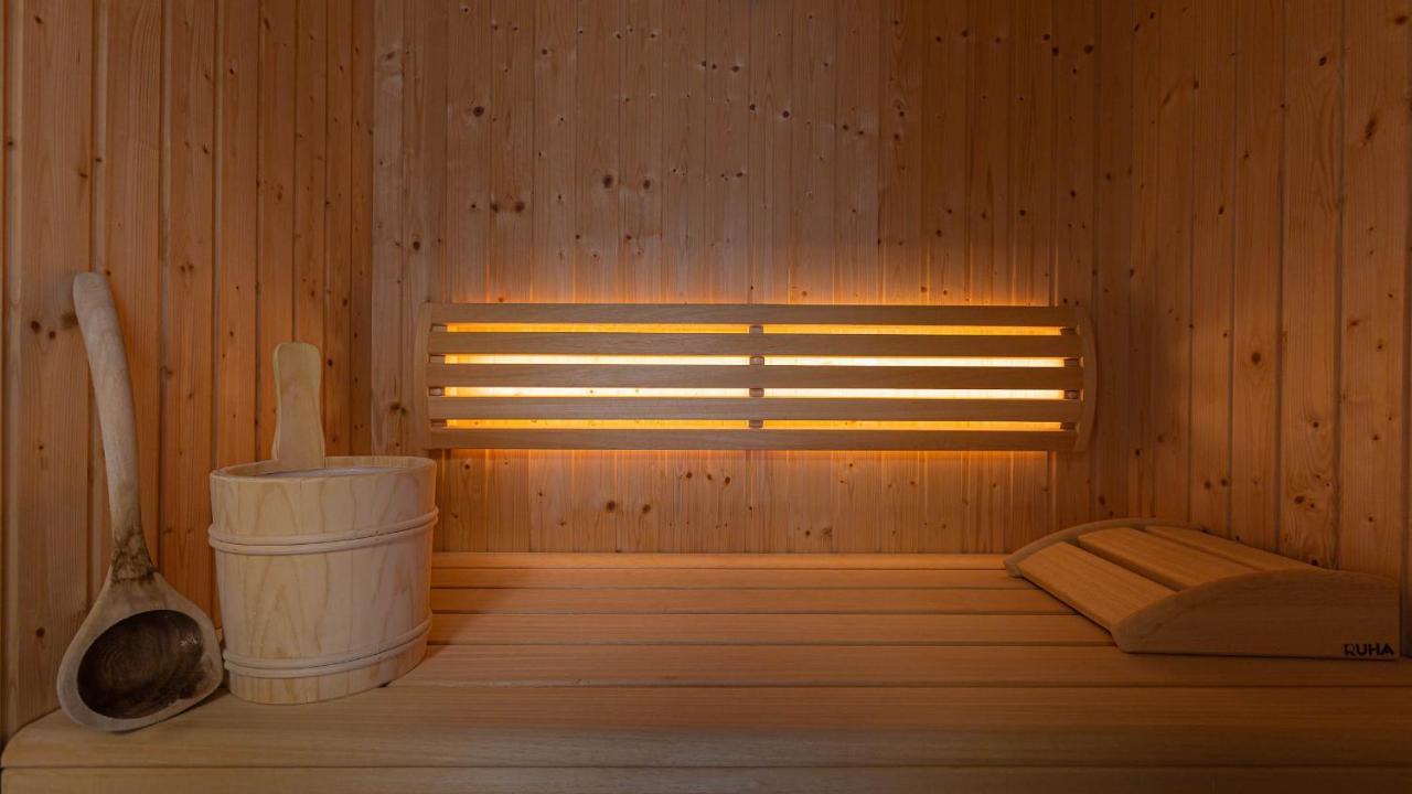 Alpine Appartement Top 2 By Aa Holiday Homes Тауплиц Екстериор снимка